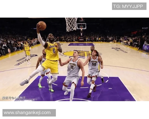 03年掘金与湖人激战回顾：经典对决中的传奇时刻与精彩瞬间