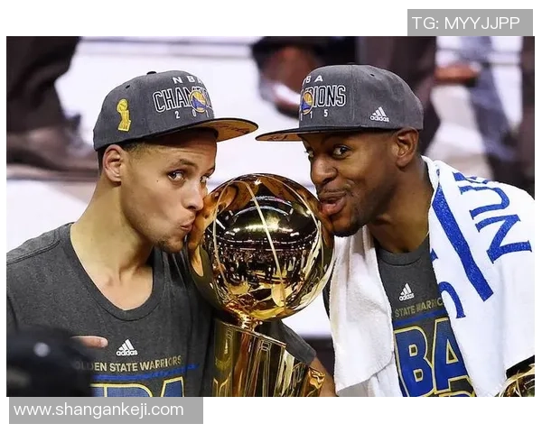 13号勇士与骑士精彩对决回放全景解析与赛后点评 13号勇士与骑士精彩对决回放全景解析与赛后点评