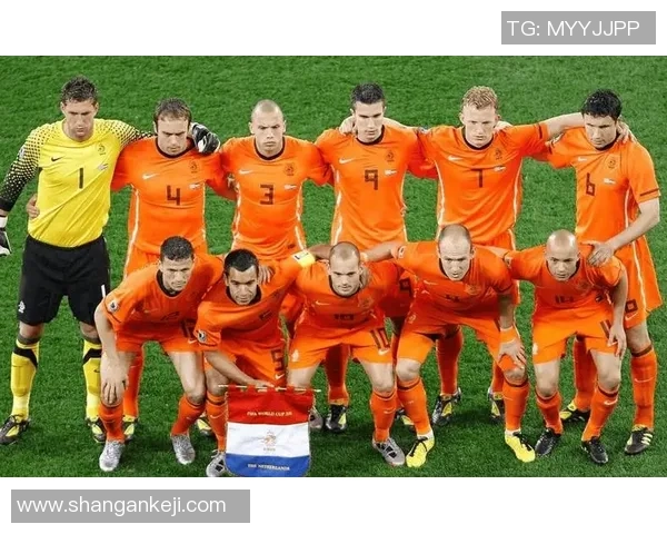 1990年德国与荷兰足球对决回顾及历史影响分析 1990年德国与荷兰足球对决回顾及历史影响分析