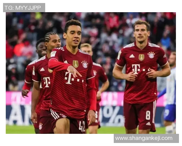 2011年德甲经典对决拜仁慕尼黑与多特蒙德的巅峰之战回顾 2011年德甲经典对决拜仁慕尼黑与多特蒙德的巅峰之战回顾